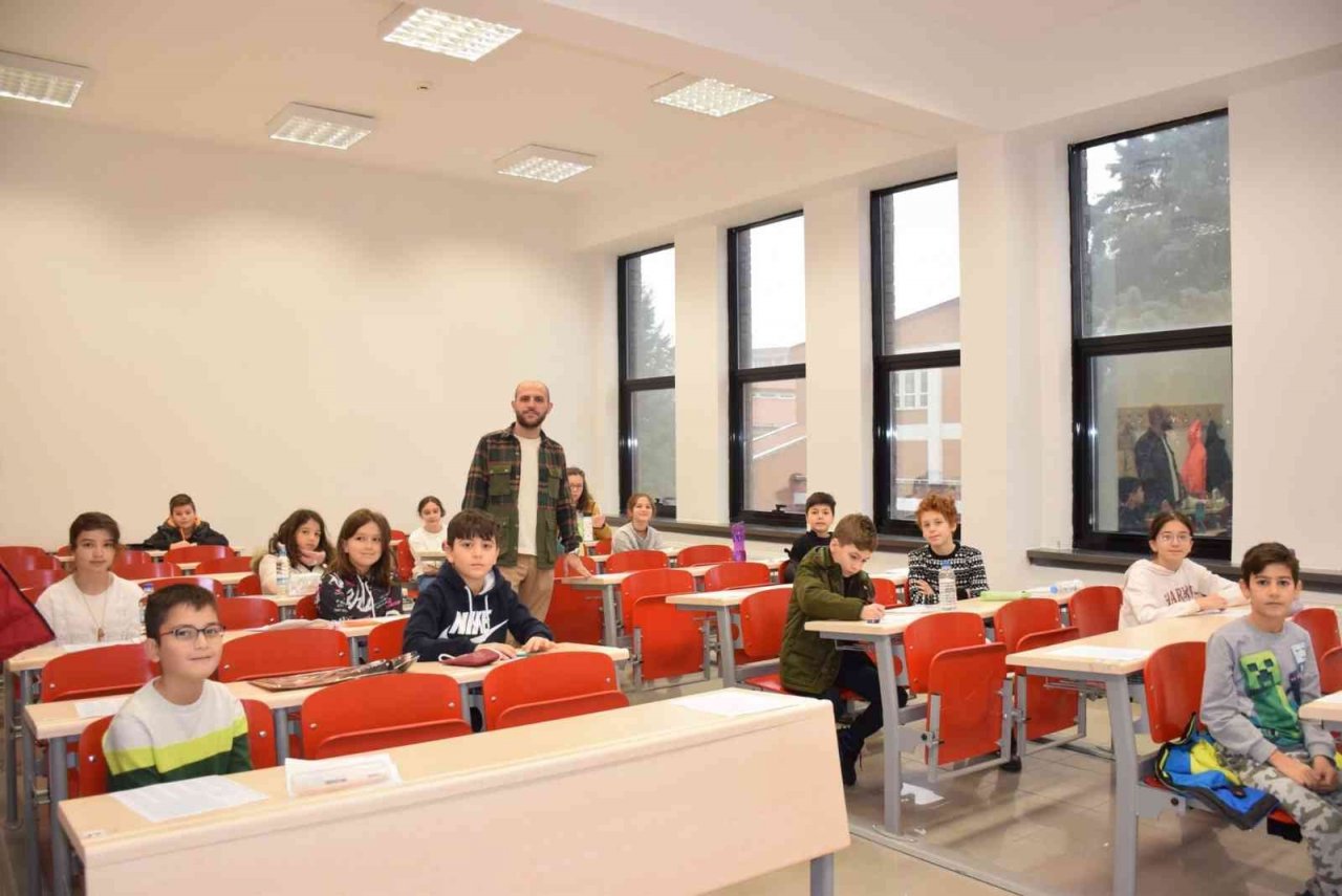 ÜYEP sınavına 11 ilden 620 öğrenci katılım gösterdi