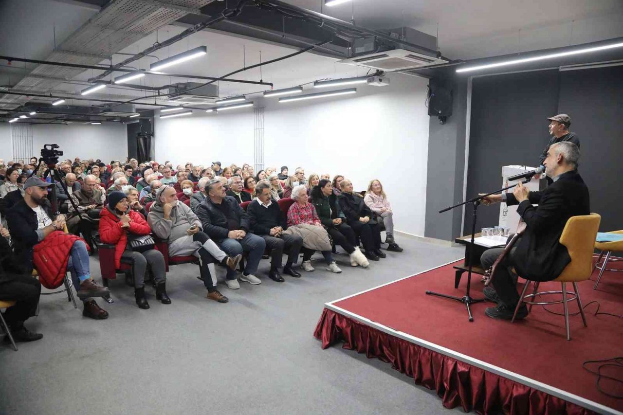 Atakum Belediyesi’nden şiir ve müzik ziyafeti