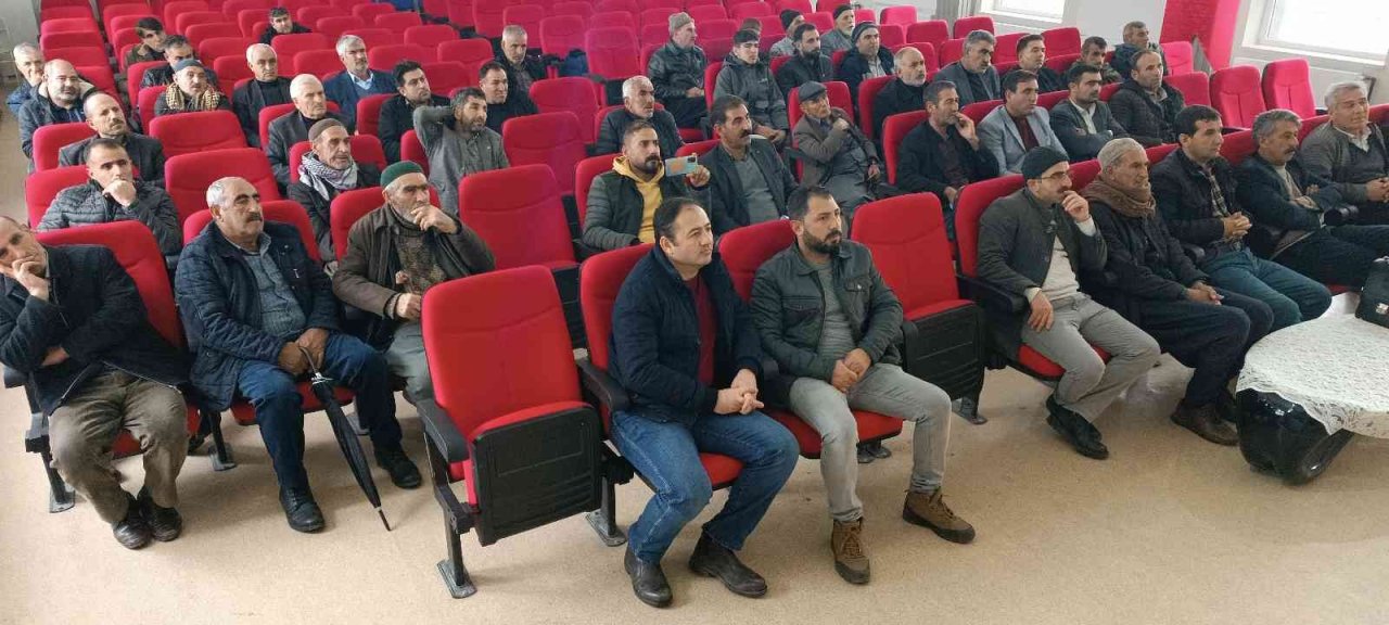 Dicle’de muhtar ve yetiştiricilere kırsal kalkınma destekleri anlatıldı