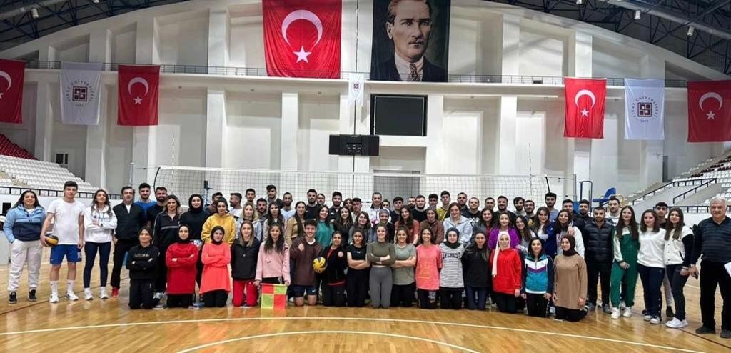 Elazığ’da voleybol hakem kursu gerçekleştirildi