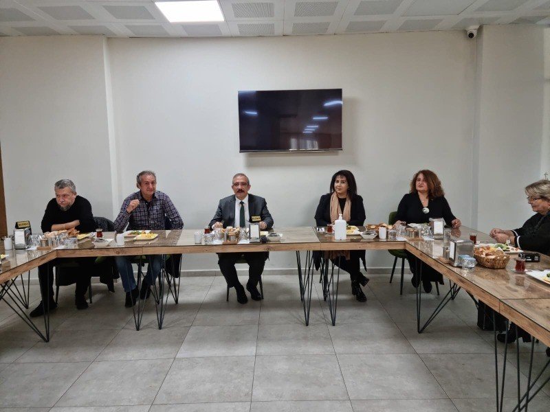 Fethiye Kaymakamı Karaman, basın mensupları ile bir araya geldi