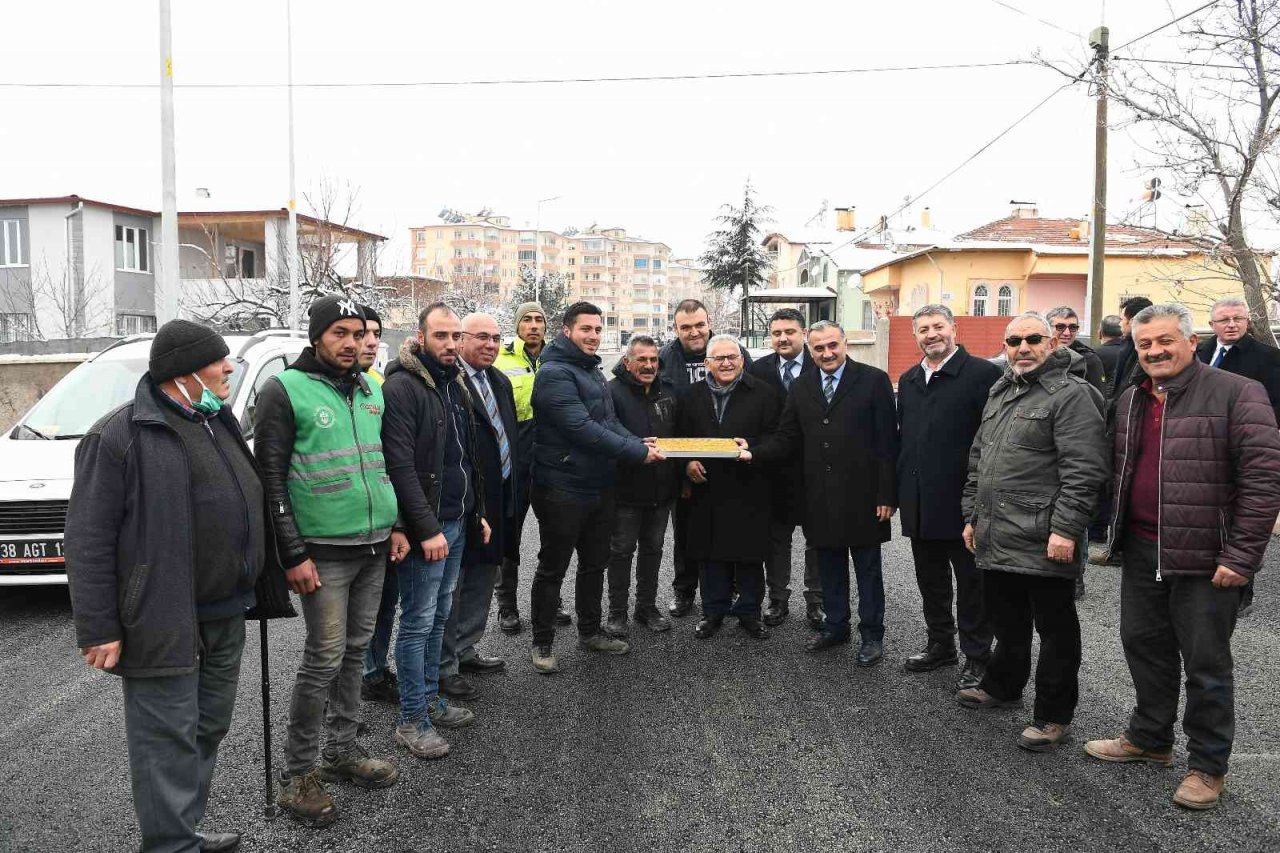 Başkan Büyükkılıç, Develi’nin en büyük mahallesinin 30 yıllık altyapı sorununu çözdü