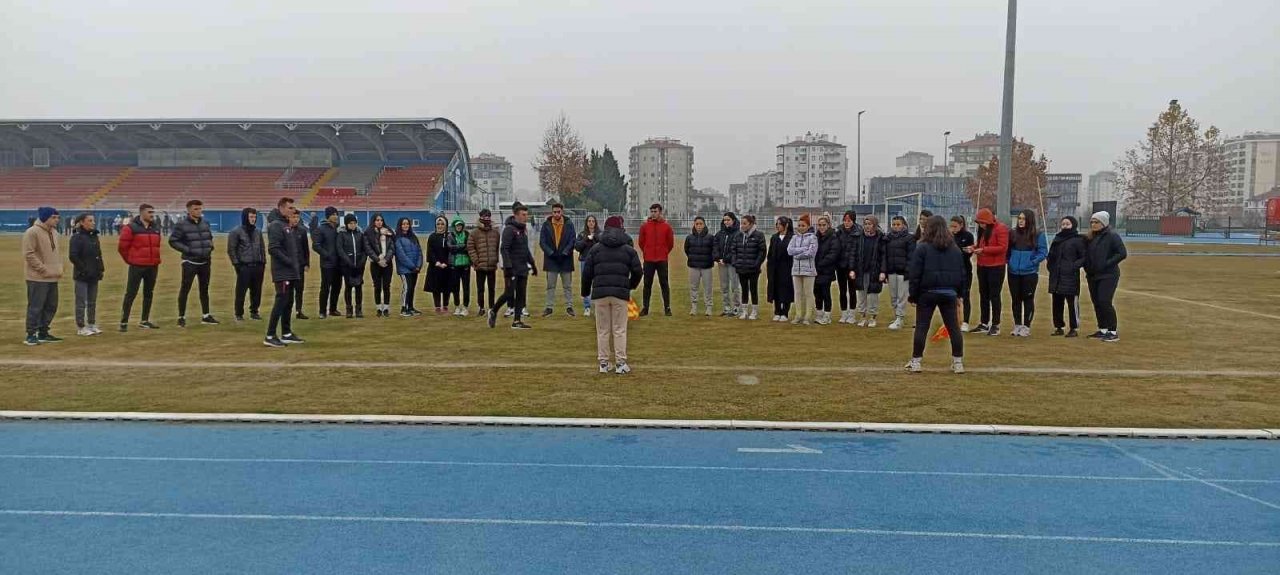 Futbol Aday Hakem Kursu tamamlandı