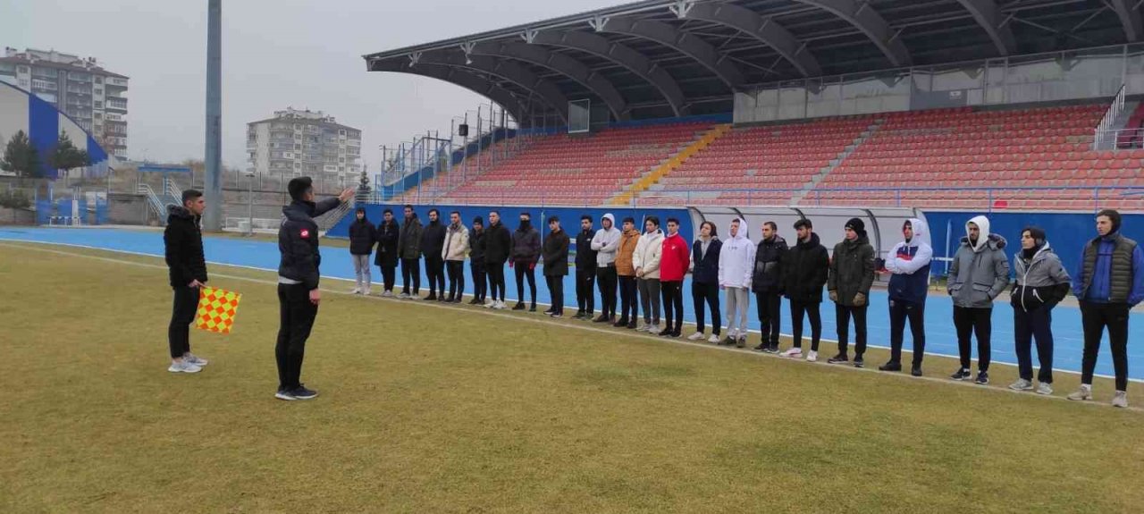 Futbol Aday Hakem Kursu tamamlandı