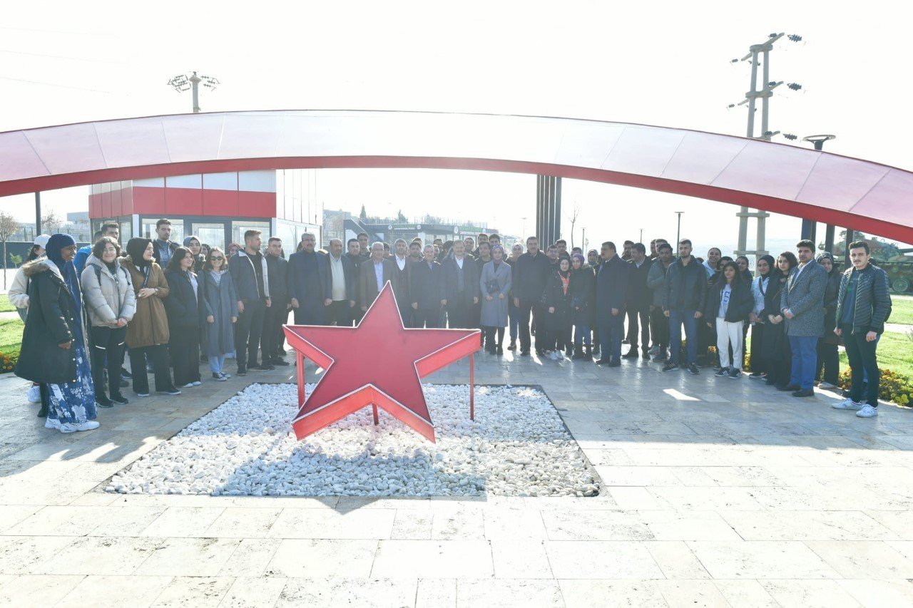 Çavuşoğlu’ndan şehir parkına tam not