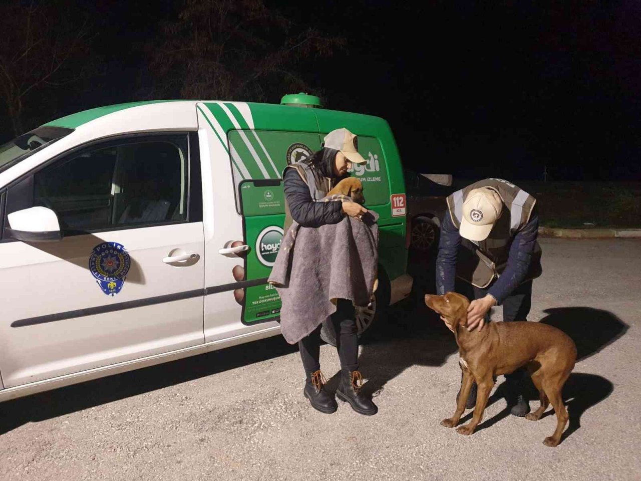 Uşak polisi sokak hayvanlarını unutmadı