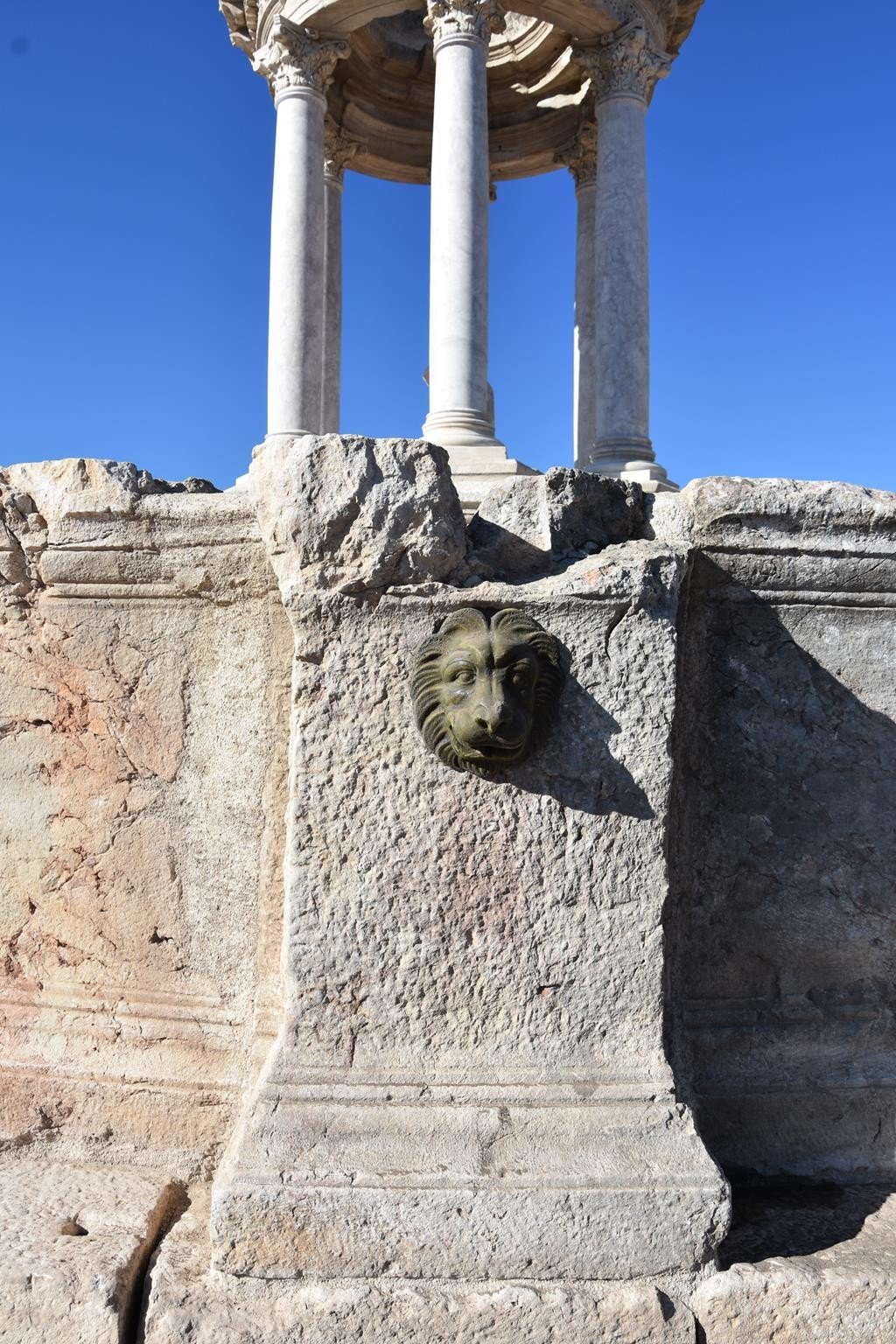 Kibyra Antik Kenti’nin görkemli çeşmesi ayağa kaldırıldı