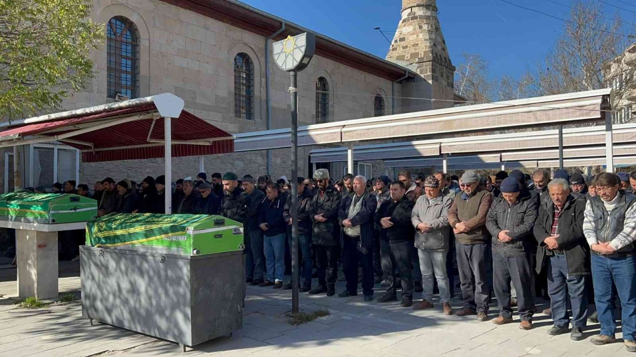 Dövülerek öldürülen kafe işletmecisi toprağa verildi