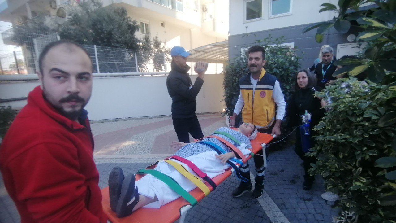 Gazeteciler, hastane güvenliğini tatbikatta bile geçemedi