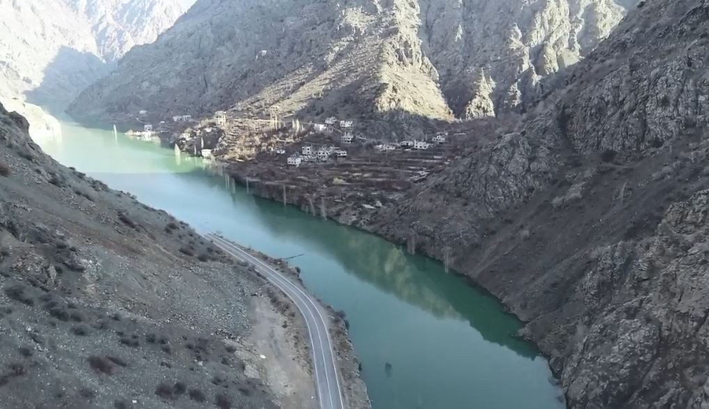 Yusufeli Barajı’nda depolanan su miktarı 32,5 milyon metreküpe ulaştı