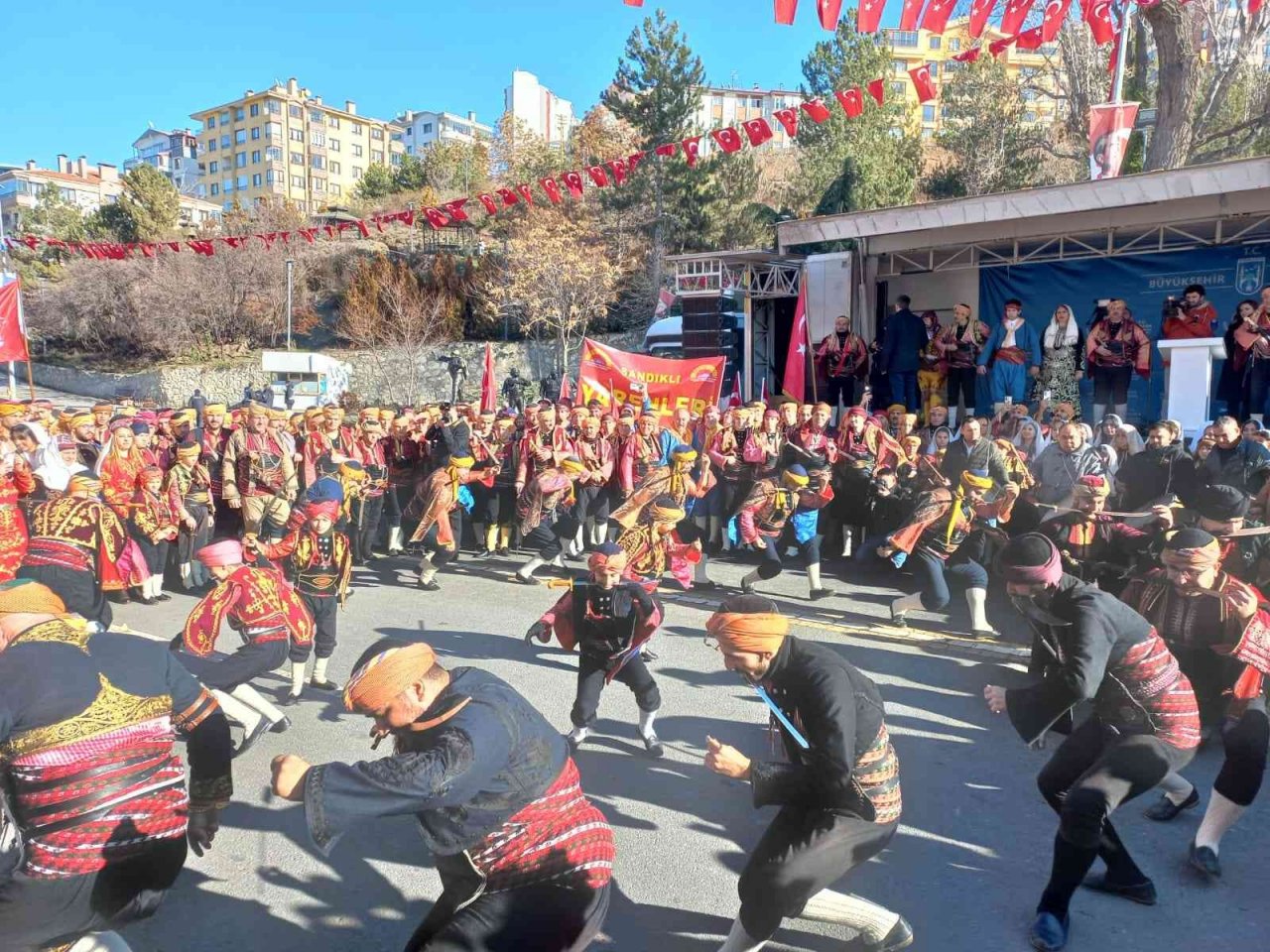 Atatürk’ün Ankara’ya gelişinin 103’üncü yılı kutlandı