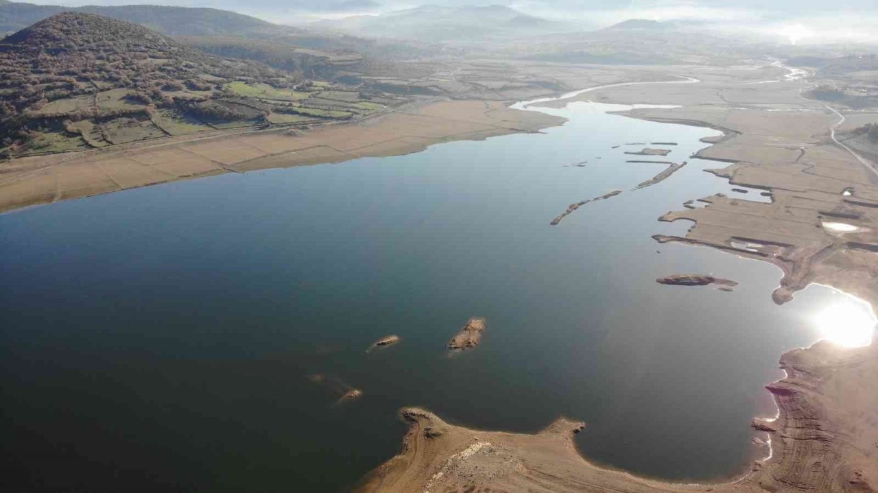 ’Bin Pınarlı İda’ olarak geçen Kaz Dağları’ndan beslenen Bayramiç Barajı dolmaya başladı