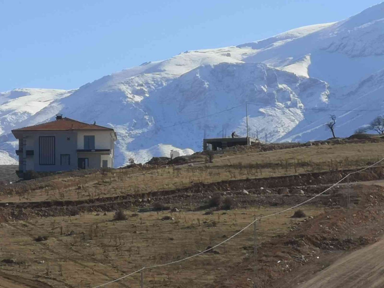 Beydağı’na beyaz gelinlik