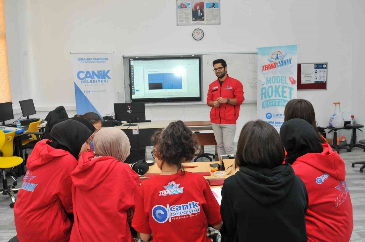 Canik’te gençler gökyüzüyle buluşuyor