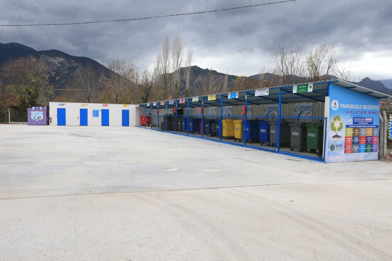 Pamukkale’de atıklar ayrıştırılarak toplanıyor