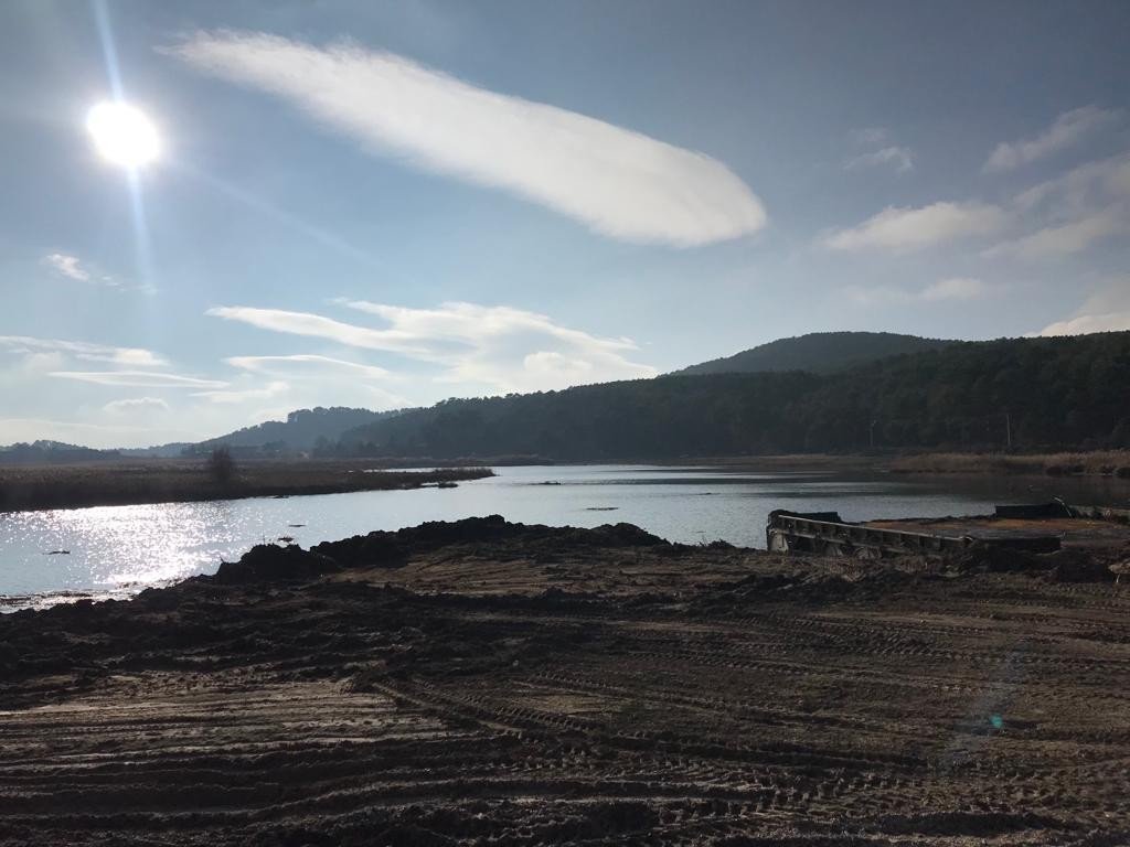 Süleymanlı Yayla Gölünde dip temizliği yapılıyor