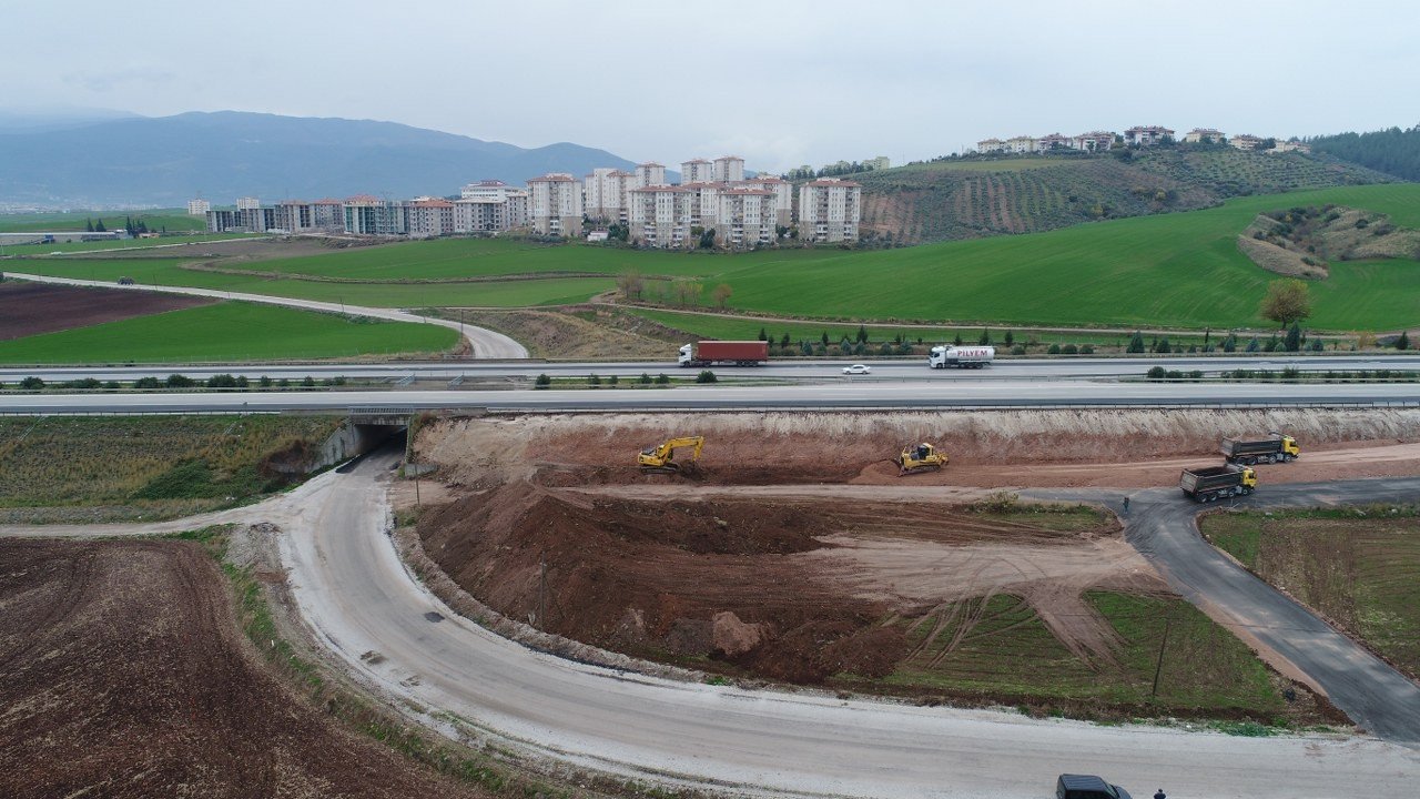 Sakızgediği otoban bağlantı yolu için çalışmalar başladı