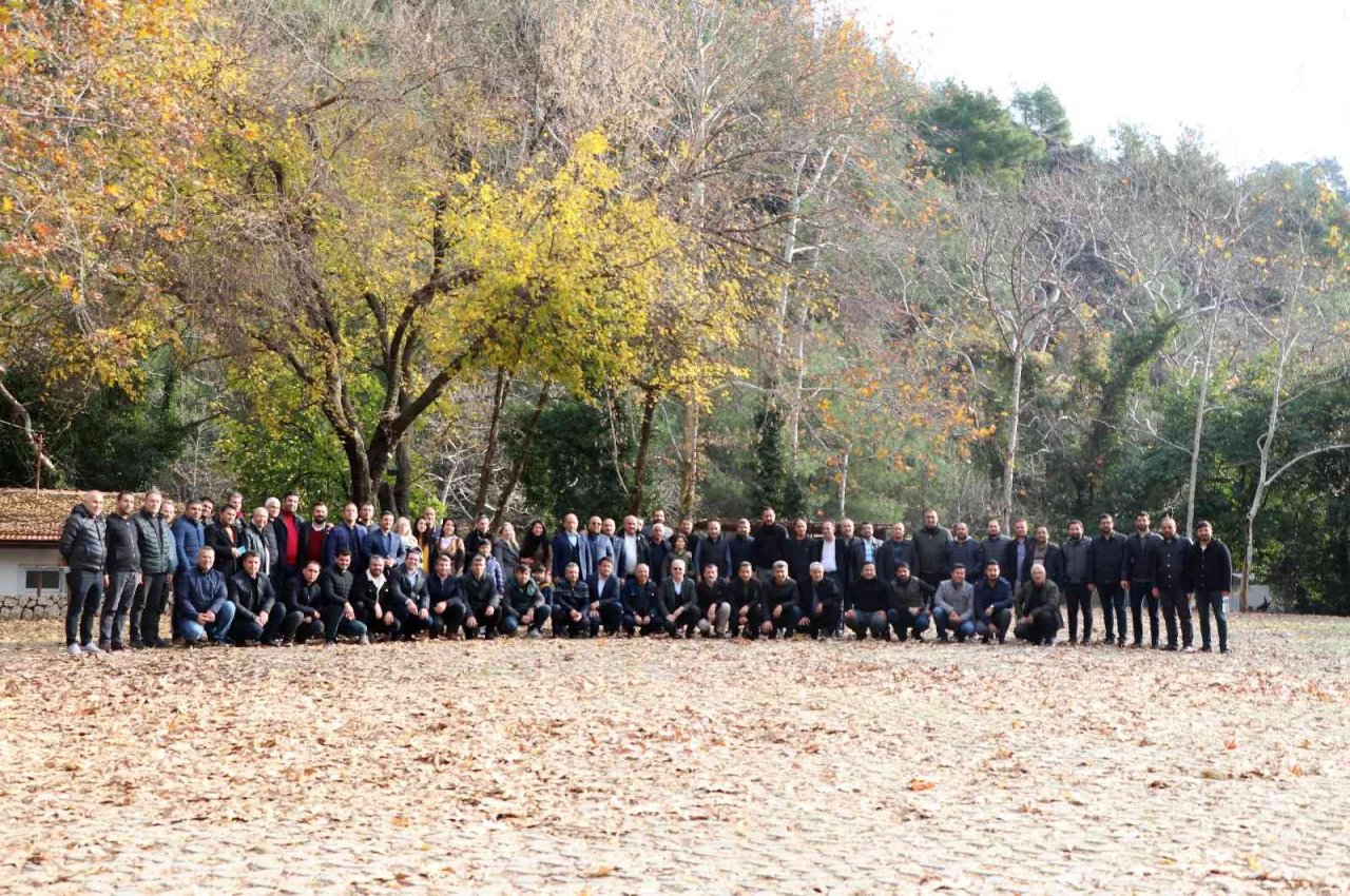 Eğitim-Bir-Sen Adana’dan memura zam ve eşel mobil talebi