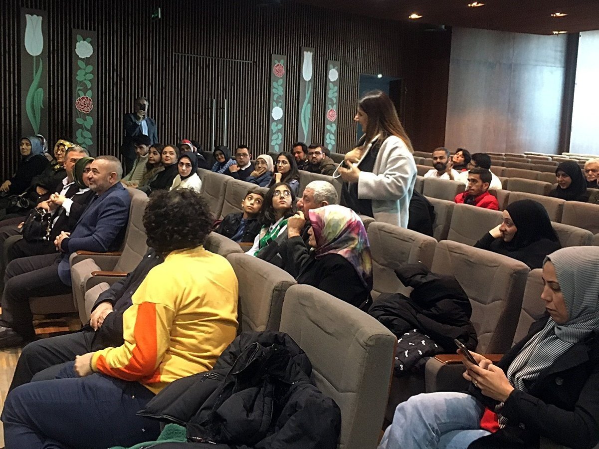 Eyüpsultan Belediyesi’nden işitme engellilere özel beslenme eğitimi