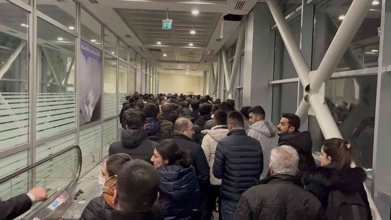 Batum’a ’telefon kayıt’ turizmi