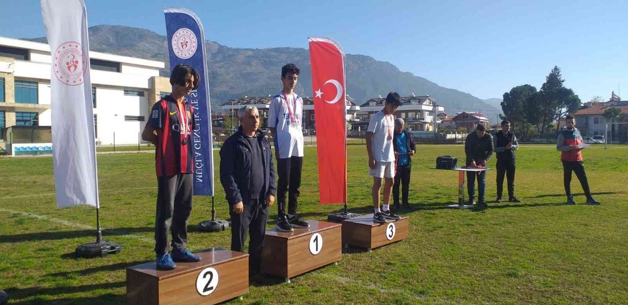 Köyceğizli öğrenciler Atatürk için koştu