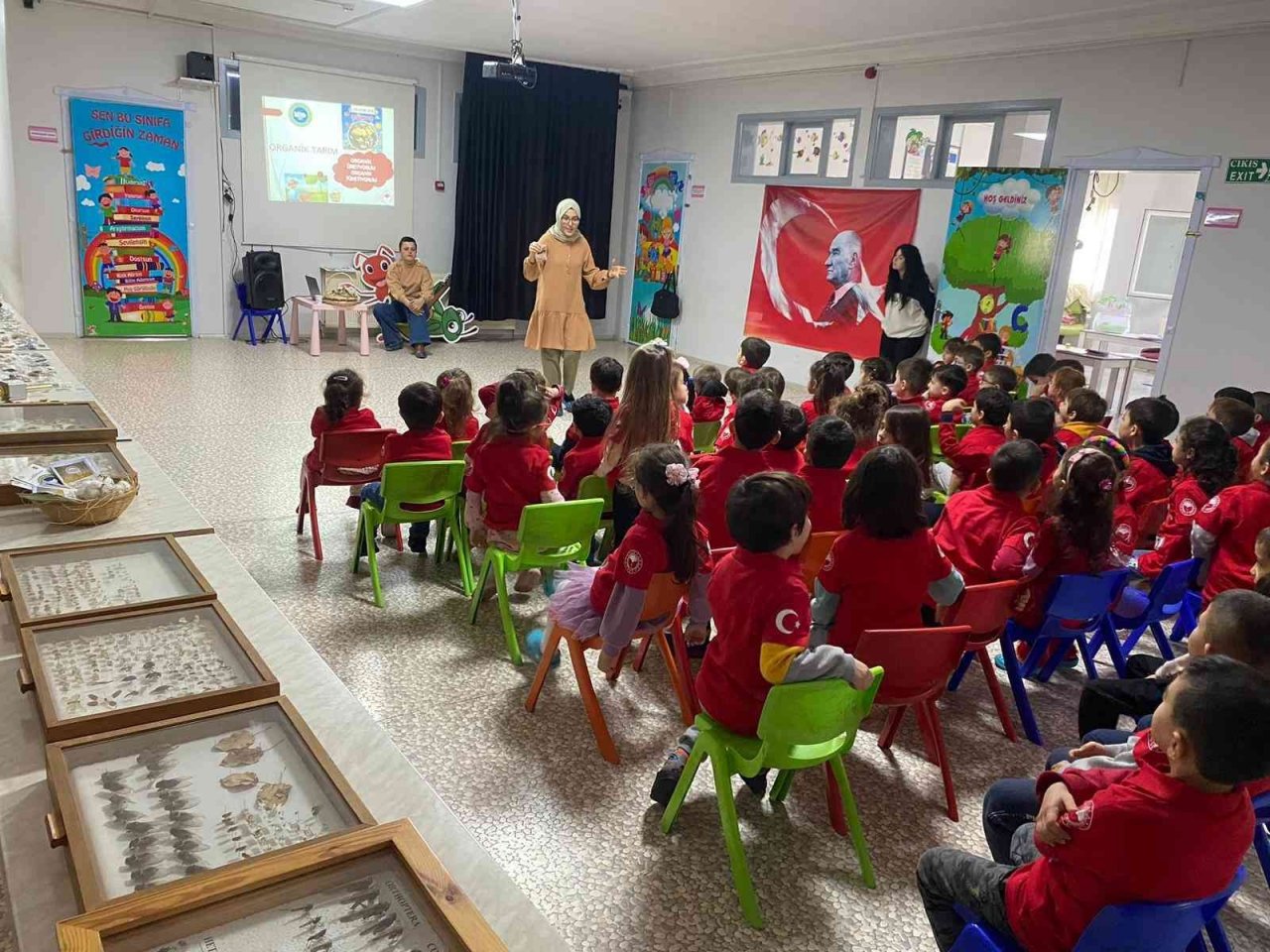 Öğrenciler böcek korkularını yendi
