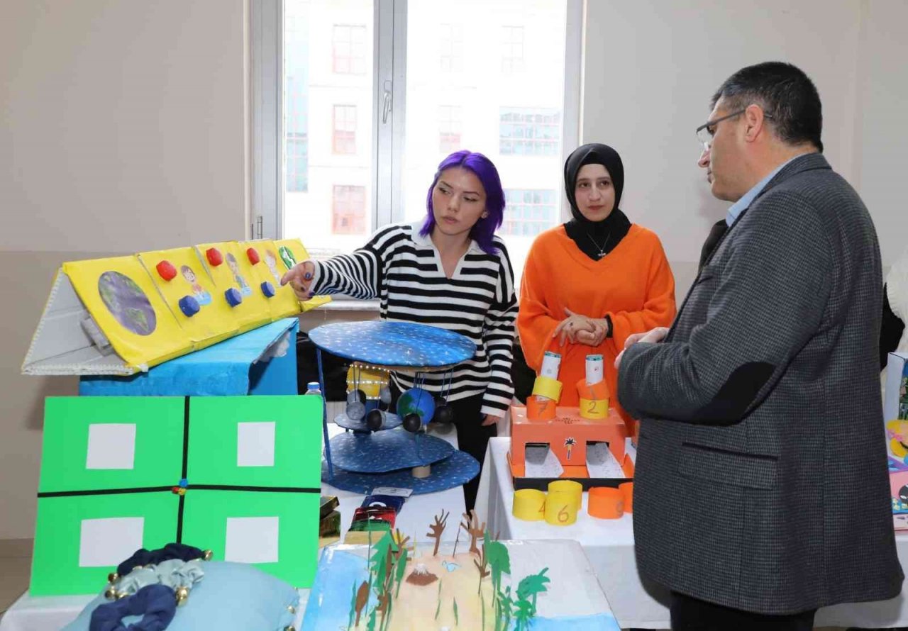 NEVÜ Öğrencilerinden ‘Özel Eğitim Bölümü Materyal Tasarım Sergisi’