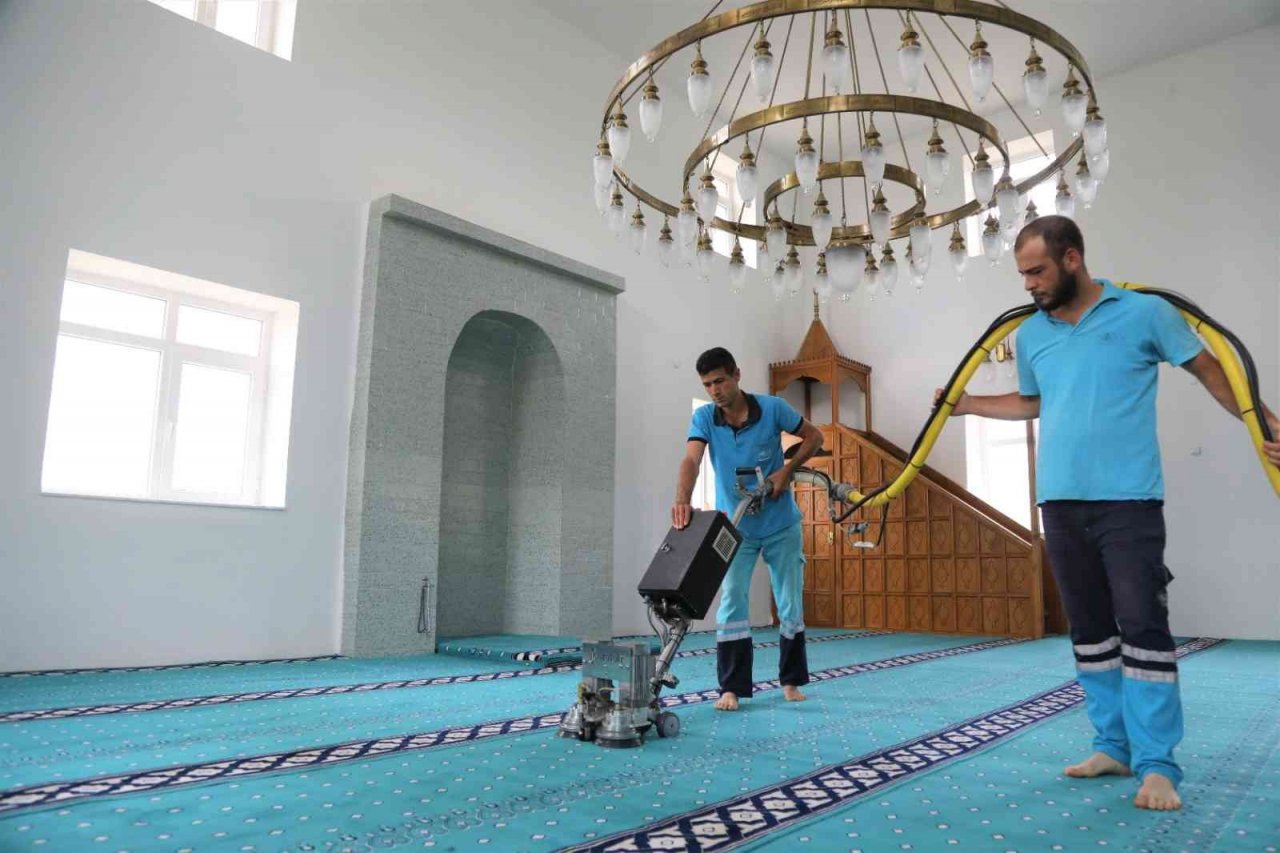 Pırıl, pırıl bir Niğde için çalışıyorlar