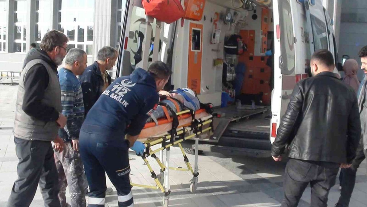 İnşattan düşen işçi yaralandı