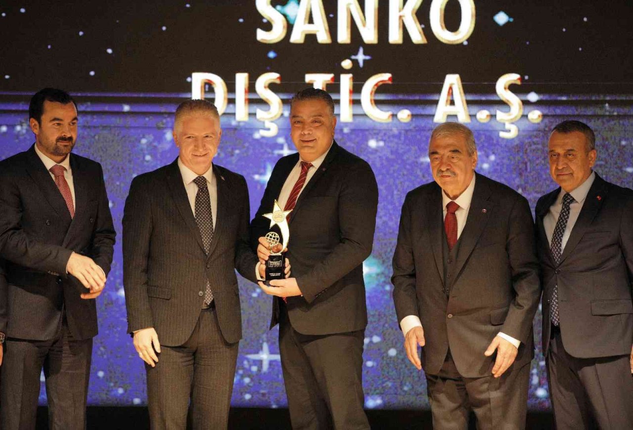 SANKO Dış Ticaret A.Ş ve Sanko Tekstil’e ihracatın yıldızı ödülü