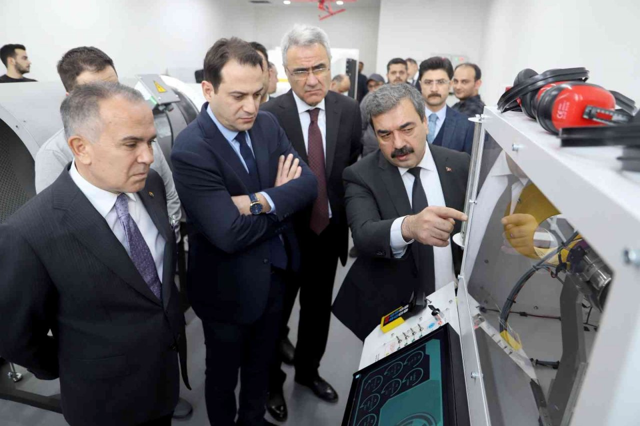 Rektör Kul: “Temel hedefimiz hep birlikte Sivas’a ve ülkemize güzel hizmetler yapmak”