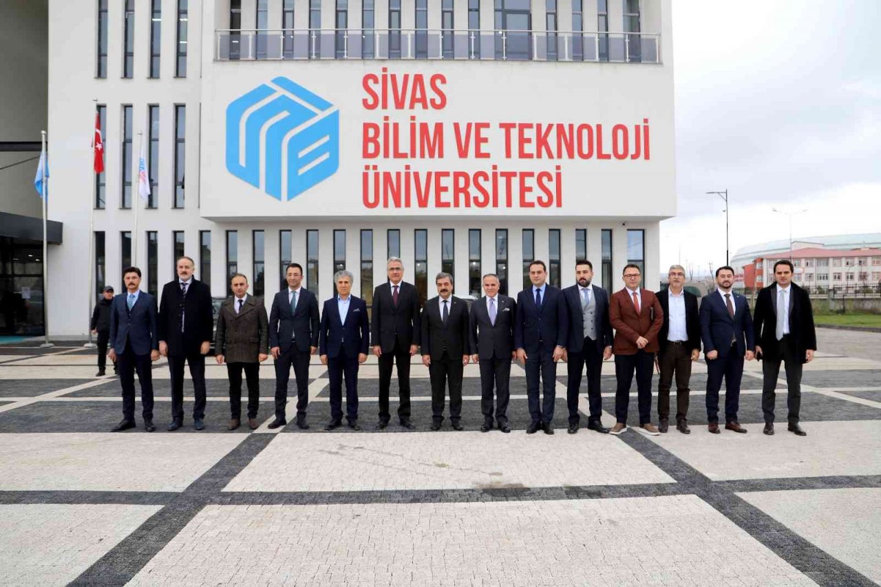 Rektör Kul: “Temel hedefimiz hep birlikte Sivas’a ve ülkemize güzel hizmetler yapmak”