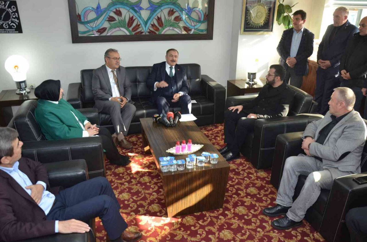 Eroğlu: “Savunma sanayimizi dışarıdan alıyorduk, şu anda yüzde 85’ini biz yapıyoruz”