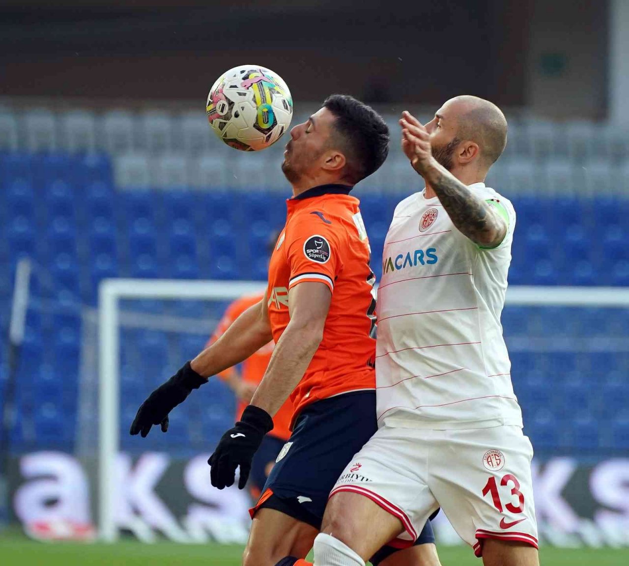 Spor Toto Süper Lig: Medipol Başakşehir: 0 -Antalyaspor: 0 (İlk yarı)
