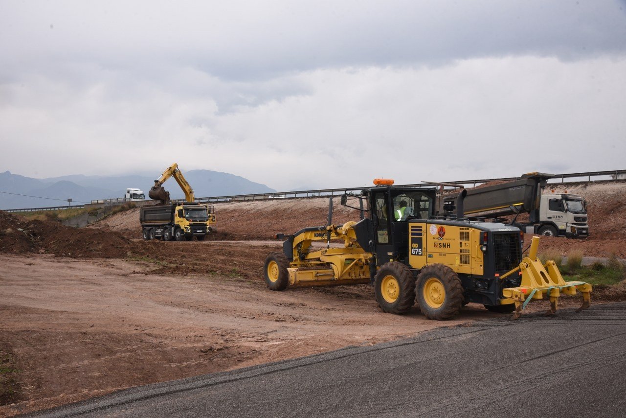 Sakızgediği otoban bağlantı yolu için çalışmalar başladı