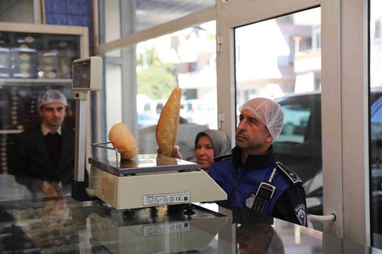 Alanya’da zabıtadan yılbaşı denetimi