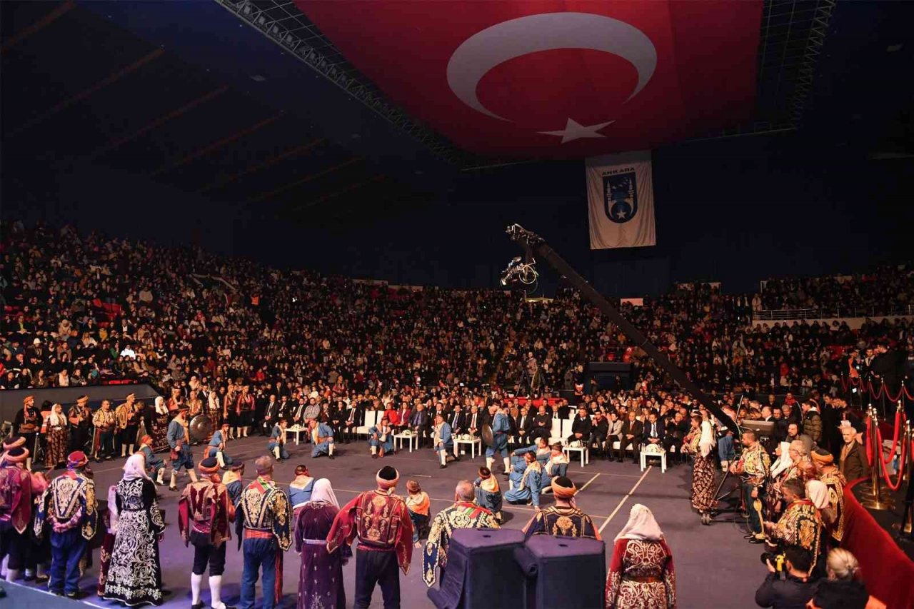 Başkentliler Atatürk’ün Ankara’ya gelişinin 103. yılını coşkuyla kutladı