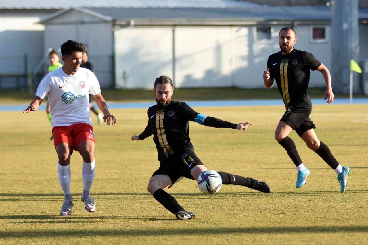 Talas gücünü gösterdi