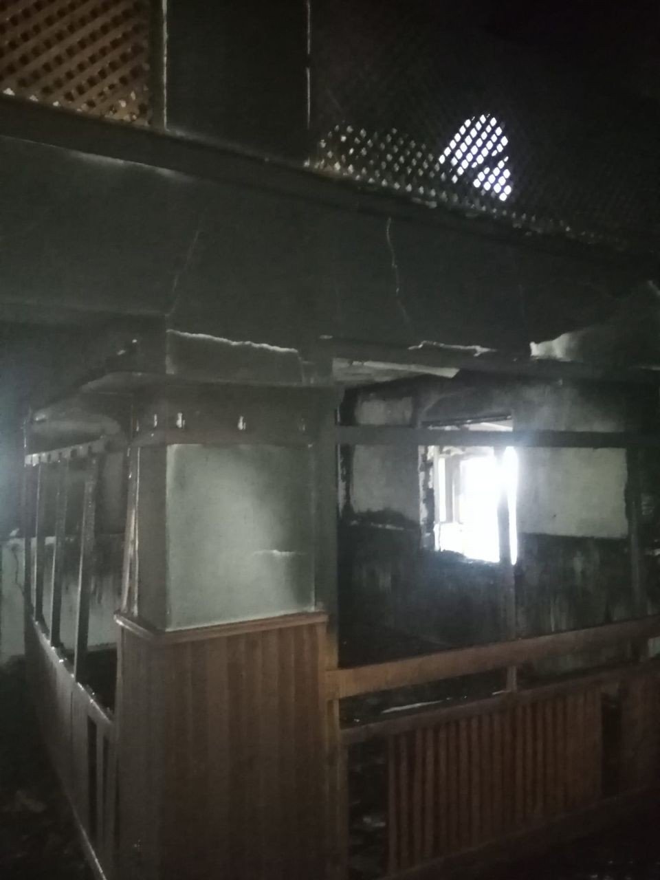 Camide yangın çıktı