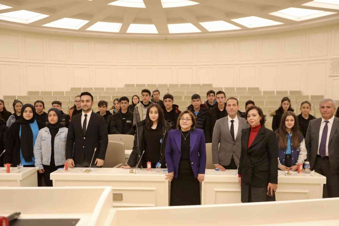 “Gaziantep’te 13 bin gencin yaşamına dokunuldu