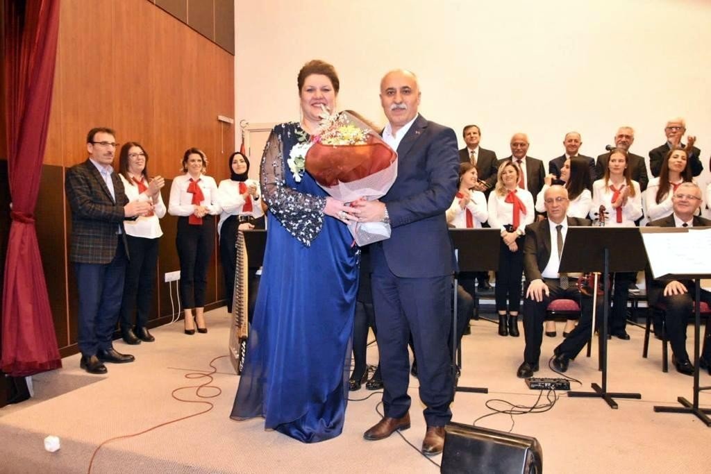 Yenişehir’de öğretmenlerden muhteşem konser