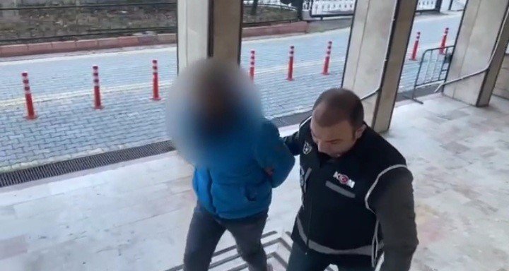 Malatya’da sahte sürücü belgesi operasyonu: 3 gözaltı