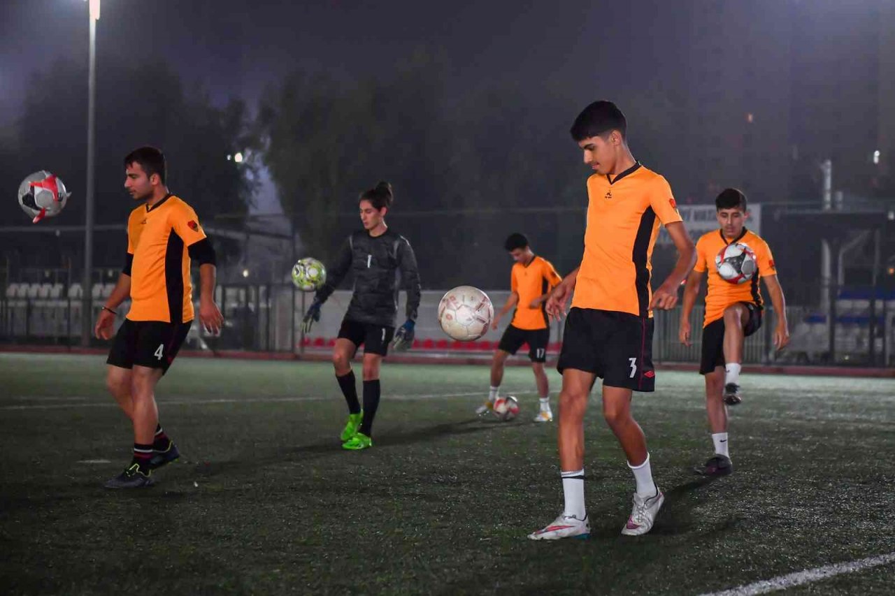 Mersin’de amatör spora destek