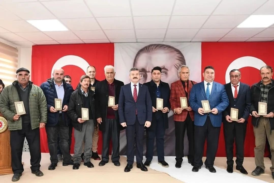 Eşme Saraycık İlkokulu ve Ortaokulunun resmi açılışı yapıldı