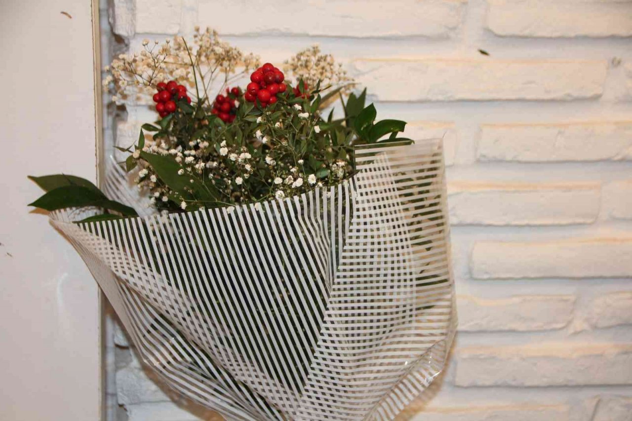 Yılbaşı çiçeği olarak da bilinen ’kokina’ya büyük ilgi