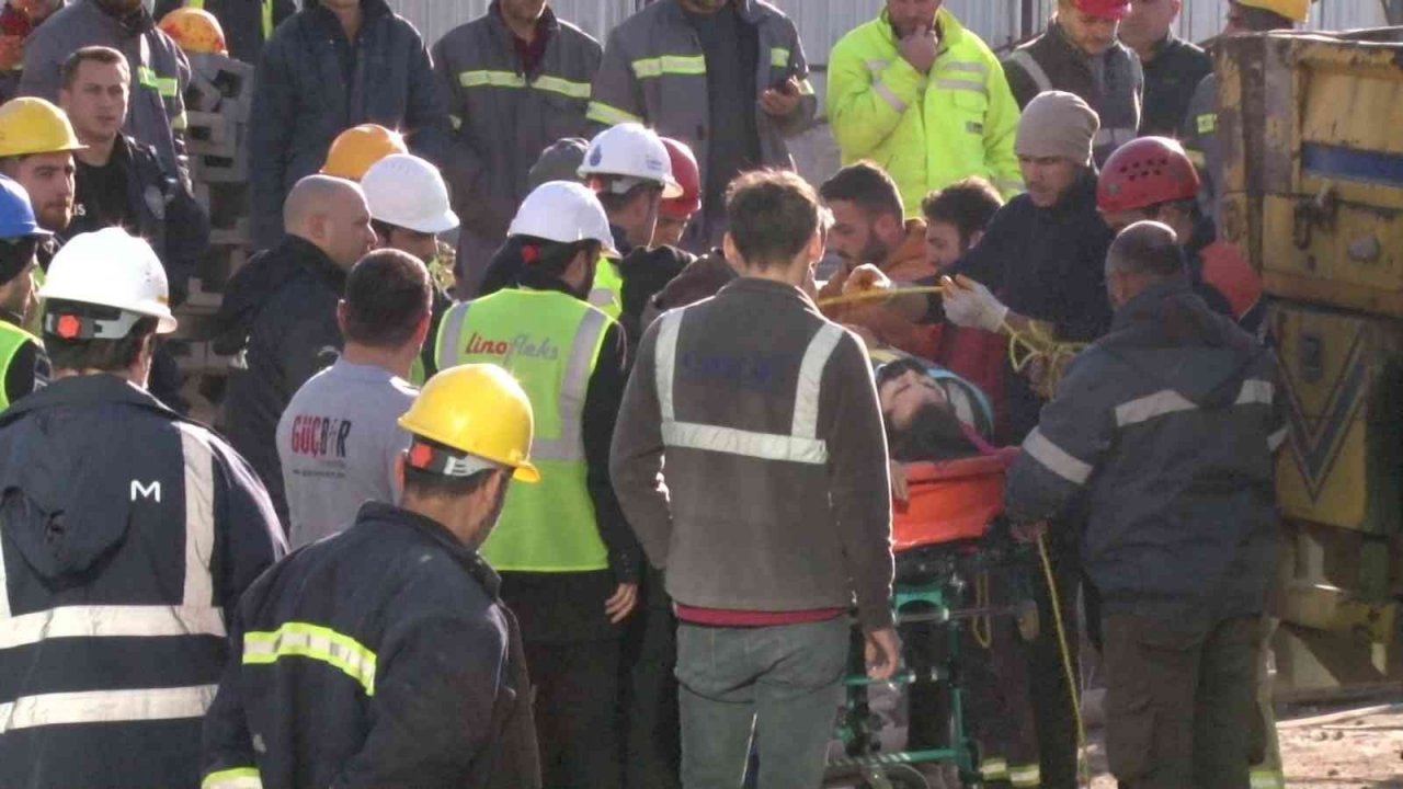 Ataşehir’de metro şantiyesinde yüksekten düşen işçi yaralandı