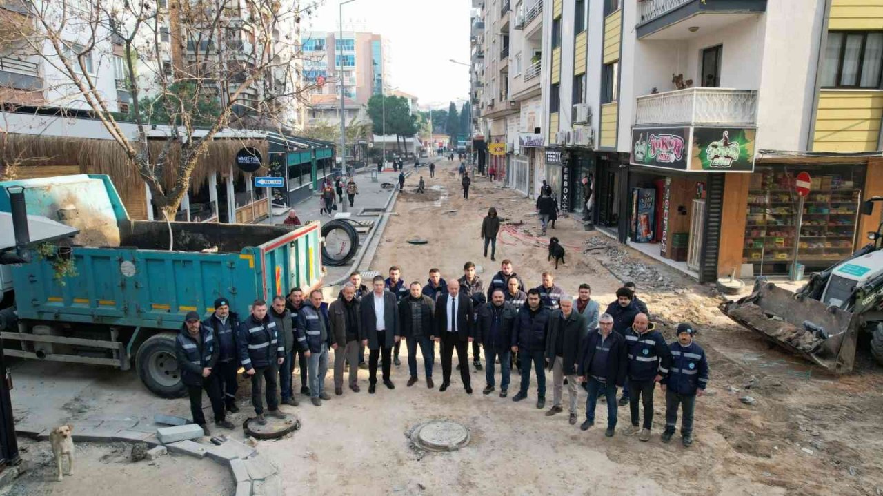 Avni Gemicioğlu’nda ilk kat asfalt tamamlanıyor