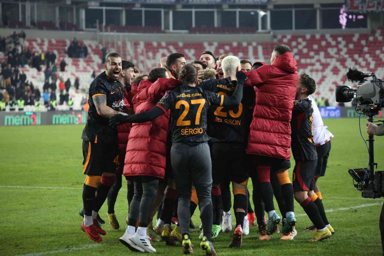 Galatasaray’dan maç sonu büyük sevinç
