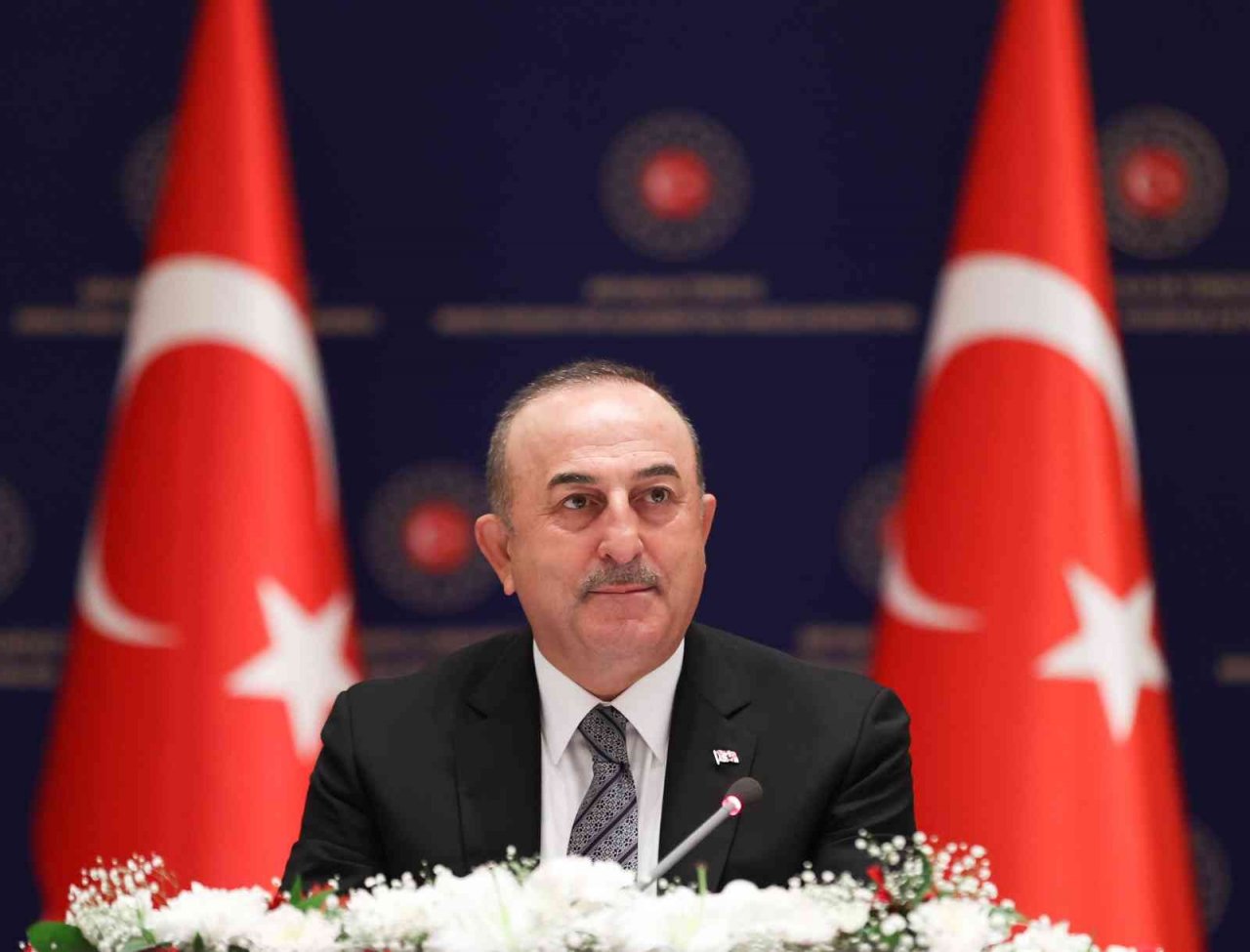 Bakan Çavuşoğlu, Suriye ile temaslara ilişkin: “Yol haritasının ikinci aşaması dışişleri bakanları düzeyinde bir toplantının planlanması”