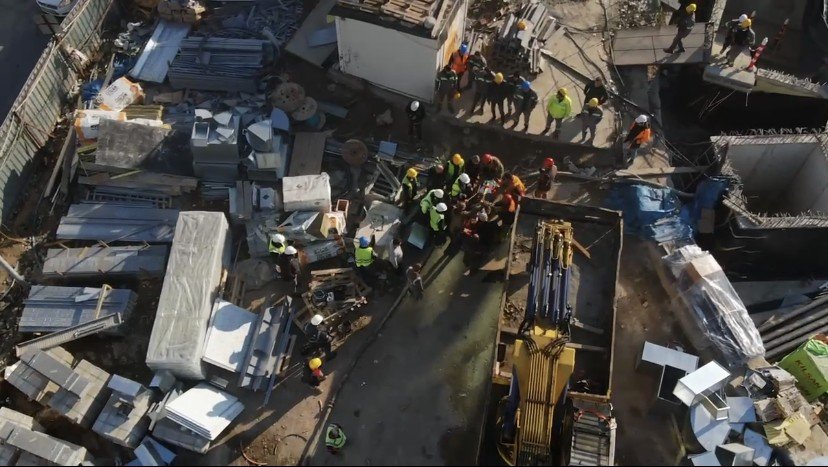 Ataşehir’de metro şantiyesinde yüksekten düşen işçi yaralandı